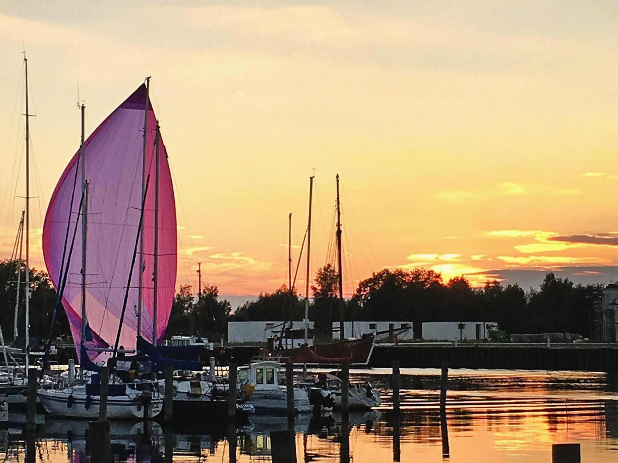Ferienhaus Am Yachthafen In Peenemuende Bagian luar foto